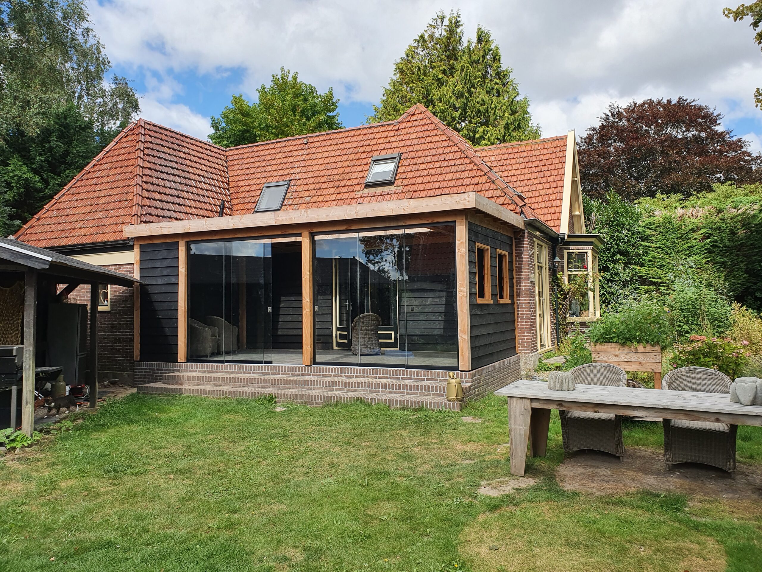 Volledige aanbouw in Winkel