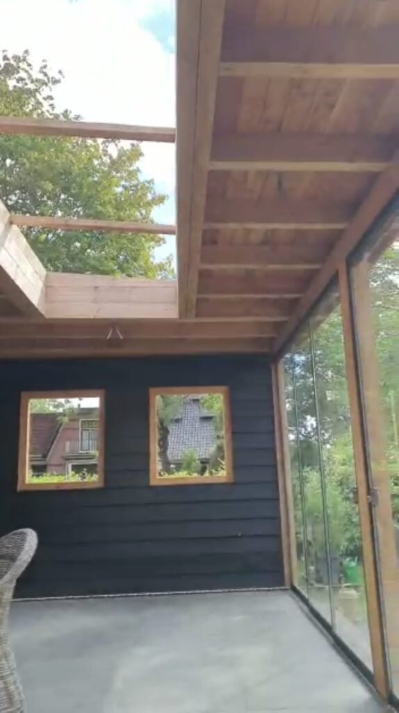 Koepelraam op veranda